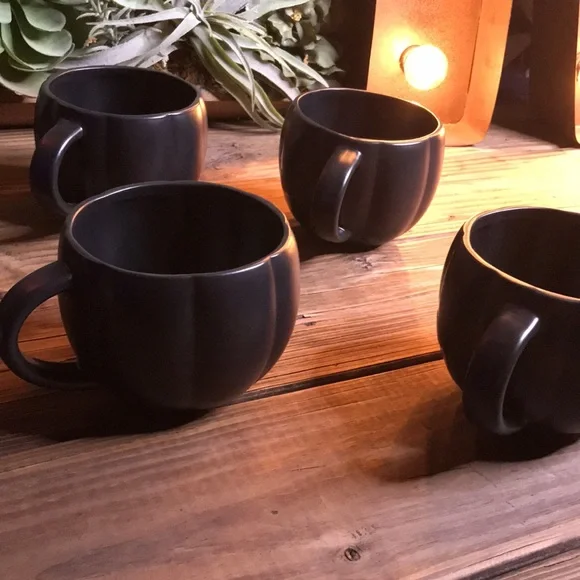 Pottery Barn Black Jack O'Lantern Pumpkin Stoneware Mugs - Set of 4 🎃 - Picture 10 of 16